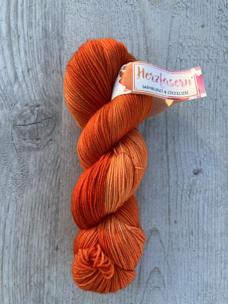 No 11 Feuer Opal Merino 400